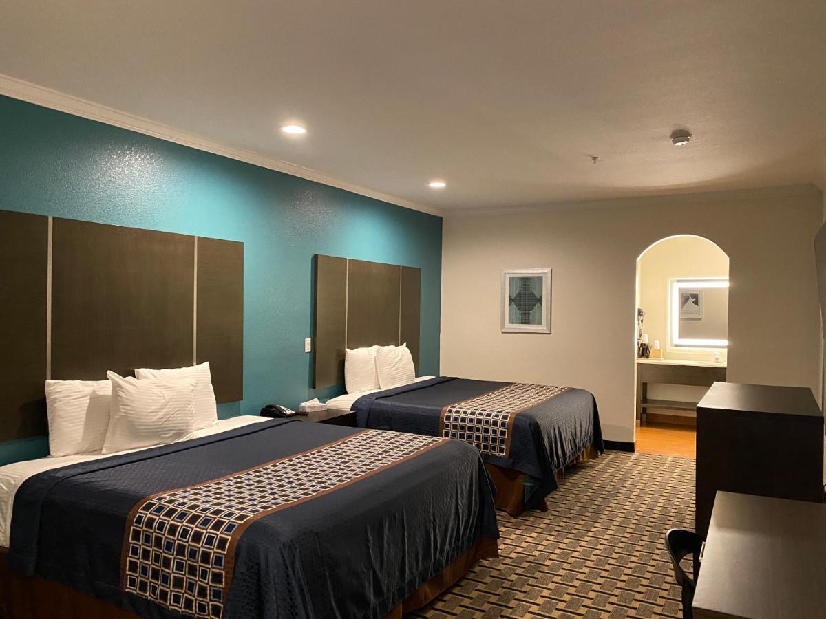 Regency Inn & Suites- Nw Houston Jersey Village Exteriör bild
