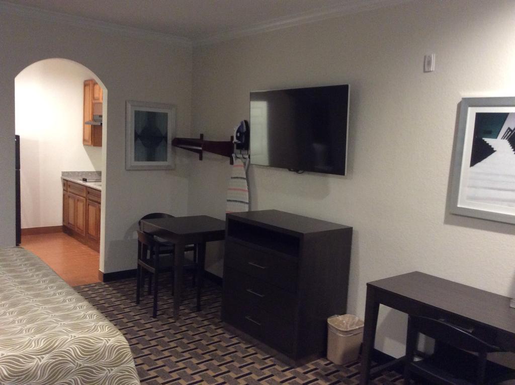 Regency Inn & Suites- Nw Houston Jersey Village Exteriör bild